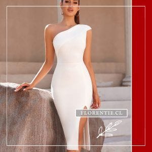 Vestido novia civil blanco un hombro escote asimétrico abertura pierna falda