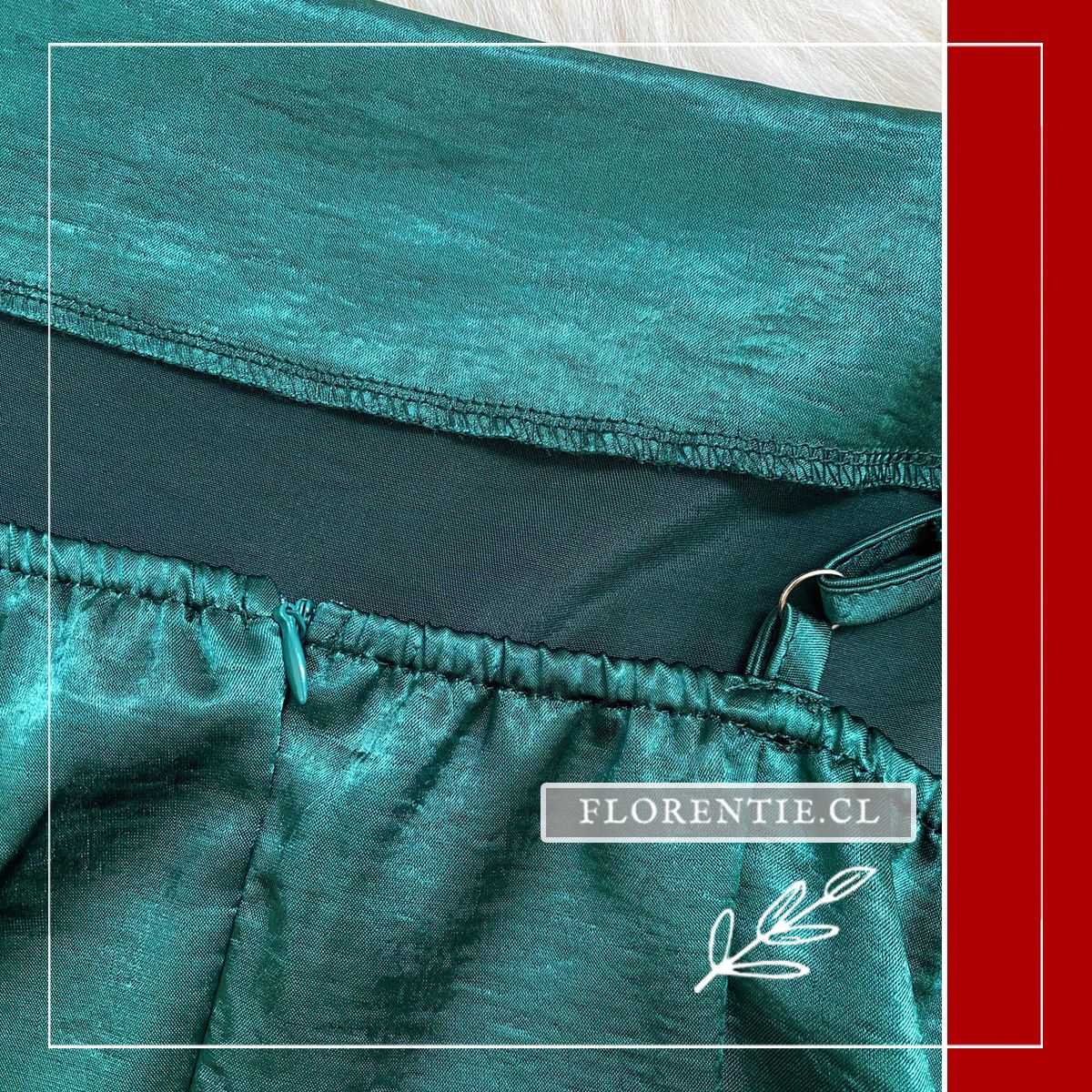 Detalle cierre vestido verde jade