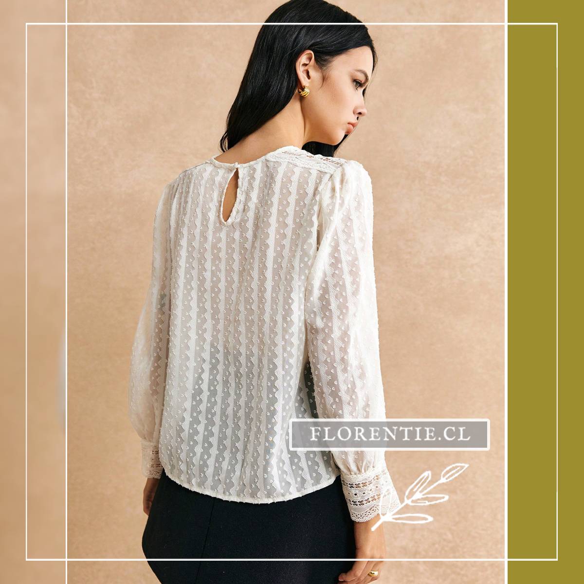 Detalle tela blusa transparente encaje blanca